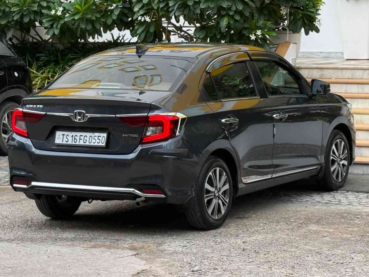 Honda Amaze VX CVT 2022 - Image 7